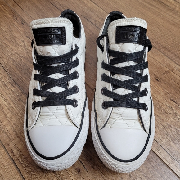 Converse Chuck Taylor Ox diamond Quilted Nylon White Black lined sneakers W 6 - Picture 2 of 16